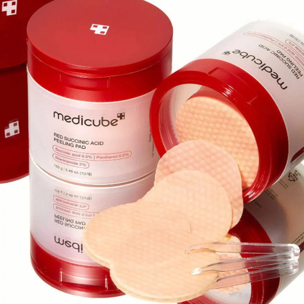 Medicube Red Succinic Acid Peeling Pad (70pads)